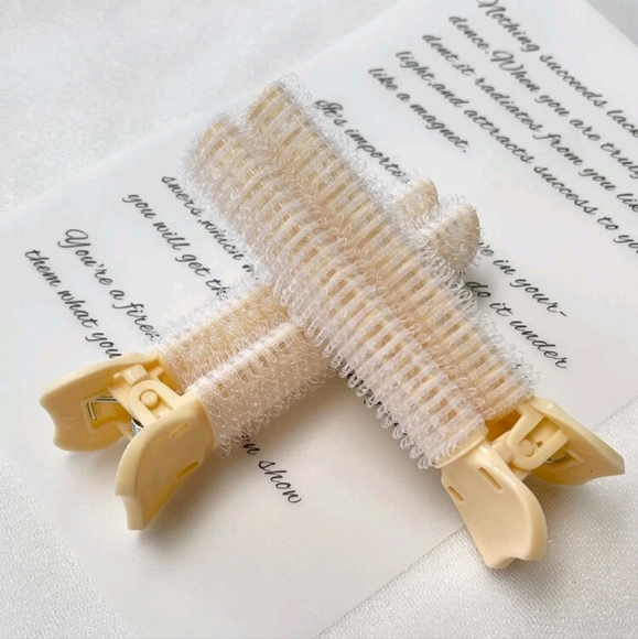 🍉5 for $25* Volume Giving Hair Roller Clips - Picture 3 of 4